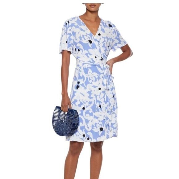 Diane Von Furstenberg Dresses & Skirts - Diane von Furstenberg Saville Printed Crepe de Chine Mini Wrap Dress